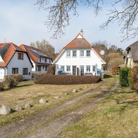 Haus Boddenkieker 1 Ruegen Moenchgut *
