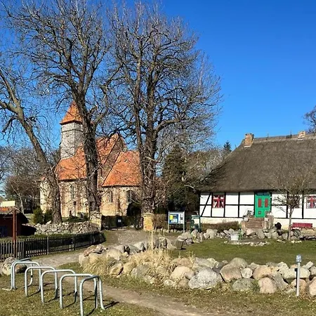Haus Boddenkieker 1 Ruegen Moenchgut דירה Kleinhagen